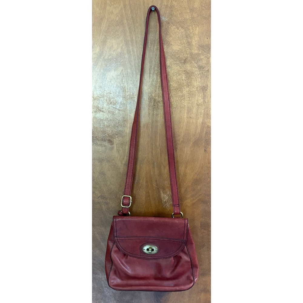 Fossil Leather Red Brown Carson Turn Lock Key Crossbody Purse Academia Old Money